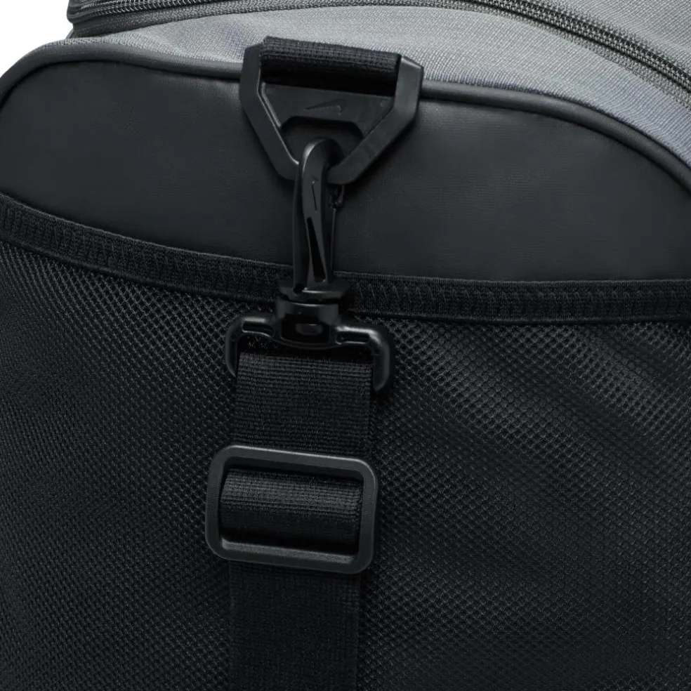 Nike Brasilia 9.5 sporttas iron grey black