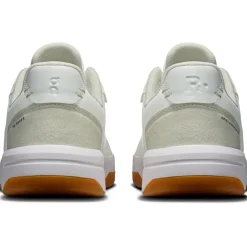On THE ROGER Clubhouse schoenen dames white ivory