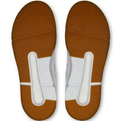 On THE ROGER Clubhouse schoenen dames white ivory